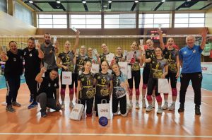 SKPS DUNAJEC NOWY SĄCZ 7  ZESPOŁEM W POLSCE W KATEGORII MŁODZICZEK